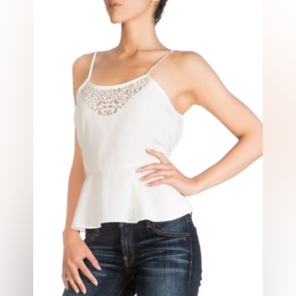 Adorable Guess camisole. - Picture 4 of 4
